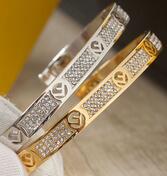 フェンディ ジュエリースーパーコピー