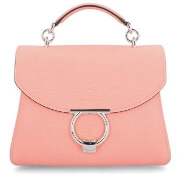 フェラガモバッグコピー