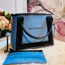 バレンシアガ3399339273N4260スーパーコピー