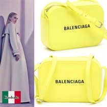 ブランドバレンシアガ552372DLR8N3560コピー