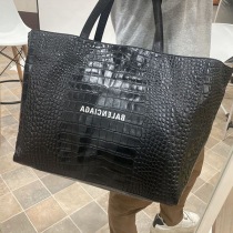 ブランドバレンシアガ618284コピー