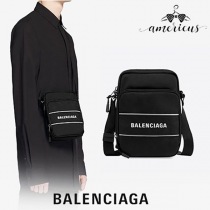 バレンシアガ6386572HFNX1090スーパーコピー