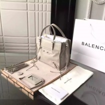 バレンシアガBalenciaga32スーパーコピー