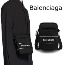 ブランドバレンシアガj2302212コピー