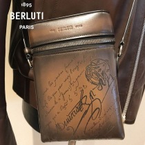 ブランドベルルッティNAMSOSPMV35コピー