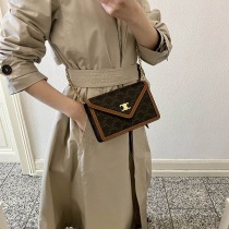 ブランドセリーヌ10I822DS904LUコピー