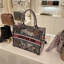 ディオール【新作】ディオール ブックトート 偽物ショルダーバッグ M1296ZRHP_M884