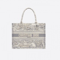 ディオールM1296ZTDTスーパーコピー