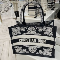 ディオールM1296ZTTX_M928スーパーコピー