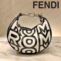 フェンディ7AS089AMWVF1C6Cスーパーコピー