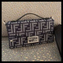 フェンディ7VA565AMA9F1KACスーパーコピー