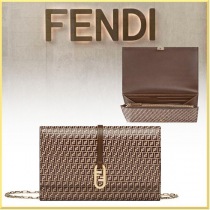 フェンディ8BS061AHM1F1FNKスーパーコピー