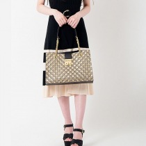 グッチ4791979F26G8319スーパーコピー