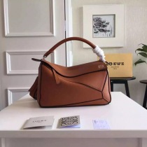 ロエベ322K74スーパーコピー