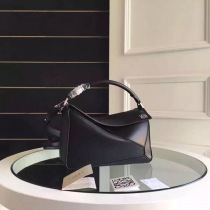 ロエベLOEWE11スーパーコピー