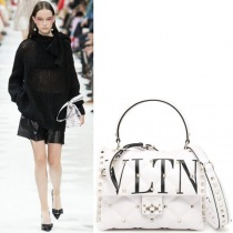 ブランドヴァレンティノ9072617コピー