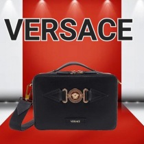 ヴェルサーチェ1A03190スーパーコピー