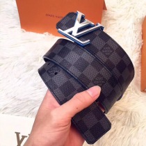 ルイヴィトンM9210Uスーパーコピー