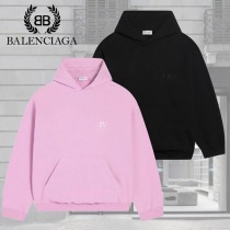 バレンシアガ675003TLV975700スーパーコピー