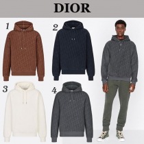 ディオール113J631A0684C540スーパーコピー