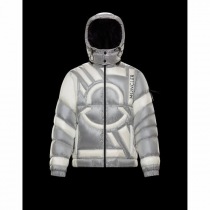 モンクレール0911A20500C05716832スーパーコピー