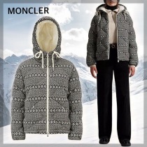 NEWカラー完売必須モンクレール コピー Gittaz ボヘミアン柄 ロゴダウンジャケット H20931A00103809C0F90