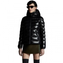 ブランドモンクレールG20931A5240068950コピー