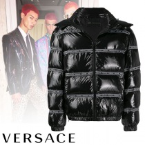 ヴェルサーチェ201113015スーパーコピー