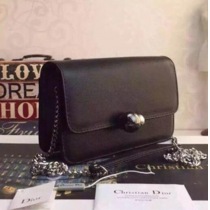 雑誌人気商品ディオール★ディオール -m579女性ショルダーバッグ今から活躍!絶賛発売中！☆★