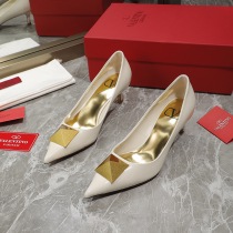 ヴァレンティノスーパーコピーの新しい白い尖ったハイヒールの靴WS0FH9LAF0NO-1