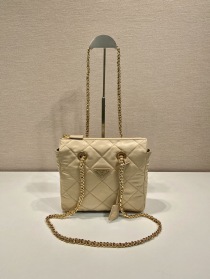 プラダスーパーコピーバッグ 中世 ジッパー ロンバス ホーボー バッグ 1BG468-4