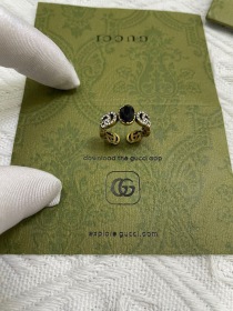 高級ブランドグッチ偽物 ヴィンテージ ブラック ストーン リング 239833