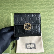 人気ブランドグッチコピー ショート三つ折り財布 369676