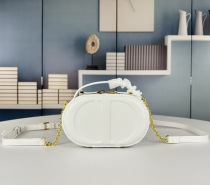 2023 ブランドコピーディオール シグネチャー オーバル カメラ バッグ 秋の新作 D2201