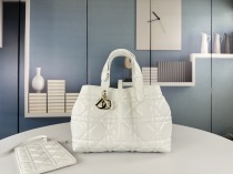 スーパーコピーブランドディオール トゥジュール ハンドバッグ D2821-2