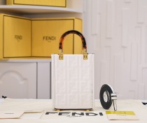 フェンディF3370-4スーパーコピー