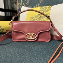 人気スーパーコピーバッグヴァレンティノ1960 ミディアム シープスキン ハンド 140637