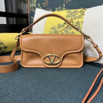 ヴァレンティノ1960 ミディアム シープスキン ハンド激安コピーバッグ 140641