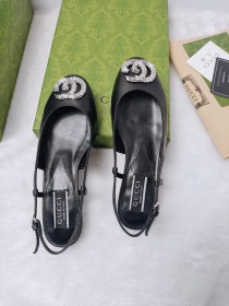 2024グッチ クリスタル ダブル G G レディーススーパーコピー靴 221307