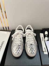 シャネルコピー2024新款ダイヤモンドパターンスニーカー 244318