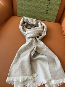 グッチ新製品のスモールG 両面ジャガードスーパーコピースカーフ 256004