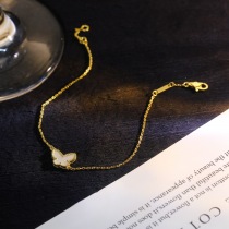 ヴァンクリーフコピー新作入荷非常にコスト効率の高いバタフライ ホワイト マザーオブパールブレスレット 301549