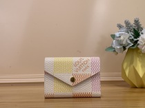 ルイヴィトン偽物長財布コピーピンクチェック柄 N40638