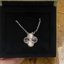 ヴァンクリーフw22091906スーパーコピー