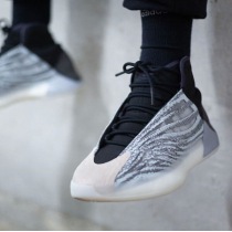 アディダスQ46473スーパーコピー