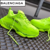 ブランドバレンシアガ544351W2FF17320コピー