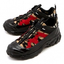 バーバリー21030526スーパーコピー