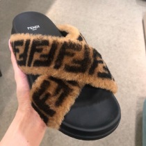 ブランドフェンディAADSF1QAコピー