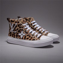 ルイヴィトン偽物ステラースニーカー ジャングル カプセル･コレクション 1A5NPK