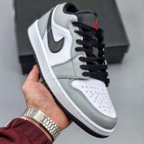 ブランドナイキ553558コピー